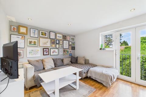 15 Appleton Gardens, Mapperley, Nottingham, NG3 5NT