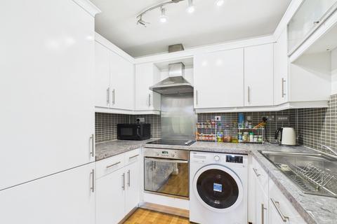15 Appleton Gardens, Mapperley, Nottingham, NG3 5NT