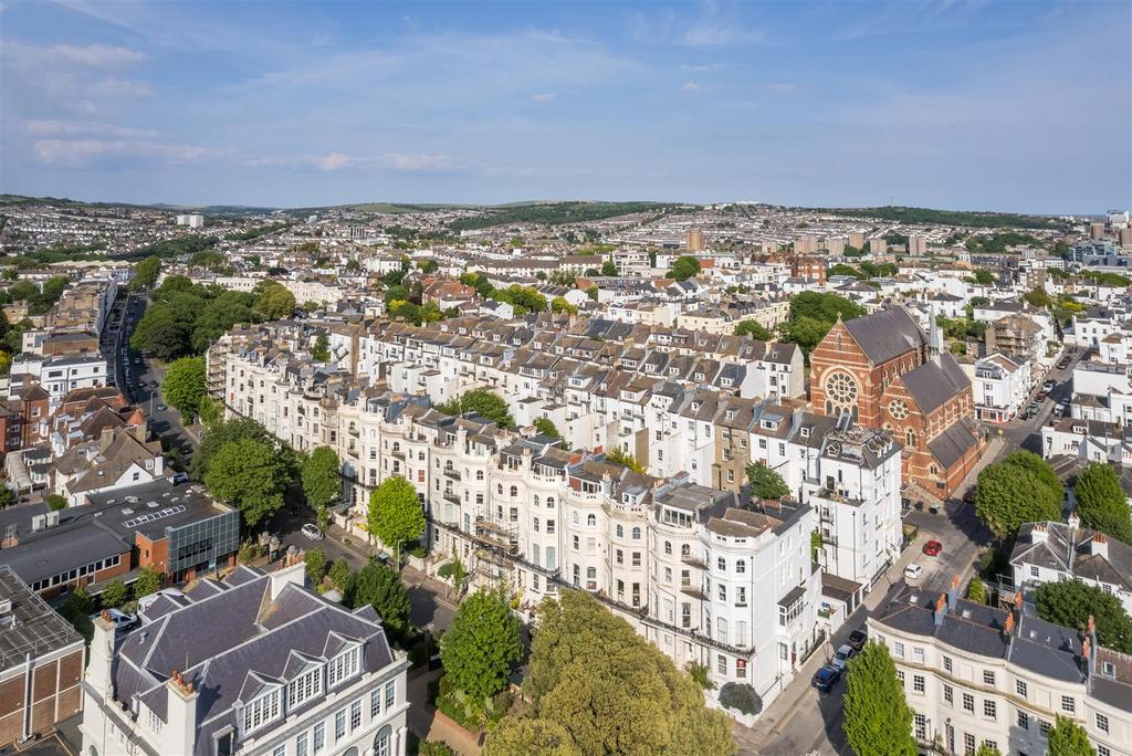 Flat 6, 3 Denmark Terrace-24.jpg