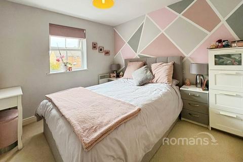2 bedroom apartment for sale, Woodland Walk, Aldershot, Hampshire