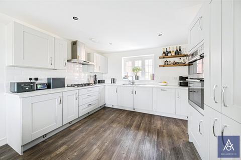 57 Flanders Way, Brackley, NN13 6FX