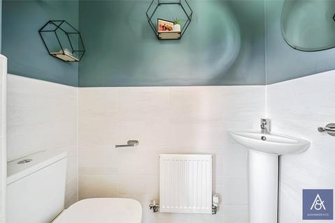 57 Flanders Way, Brackley, NN13 6FX