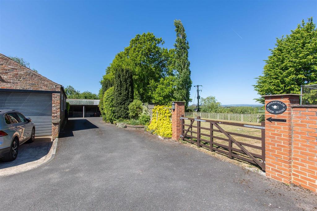 Sevenfields Farm House External-4.jpg