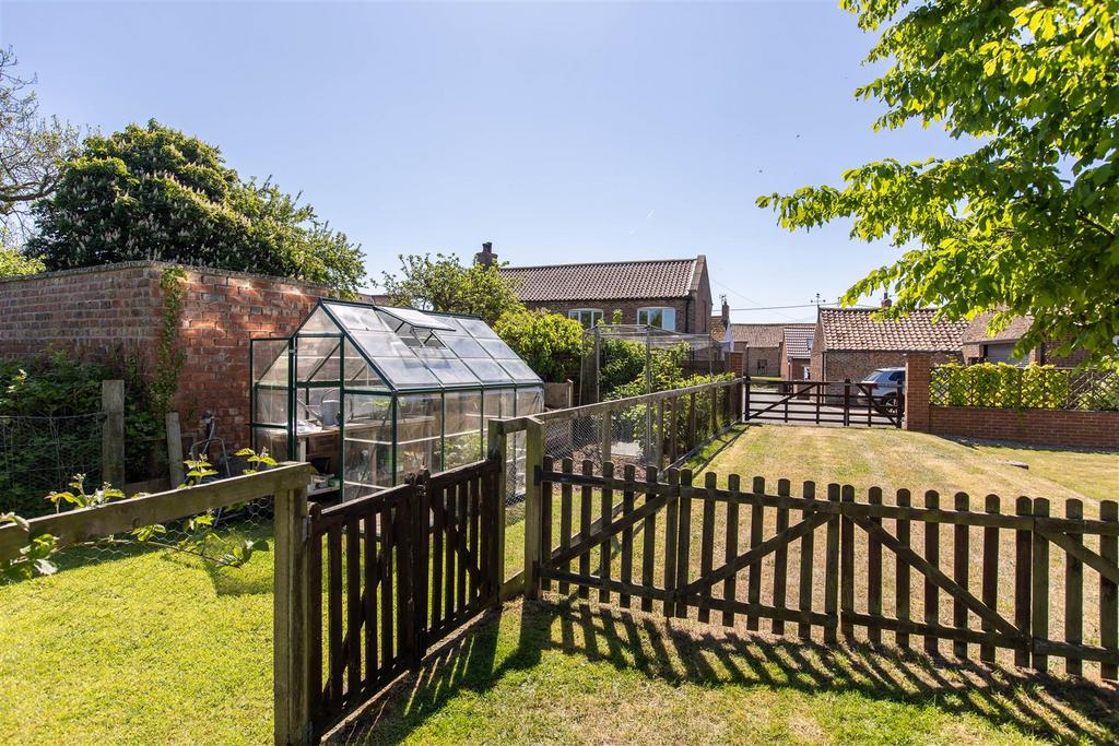 Sevenfields Farm House External-11.jpg