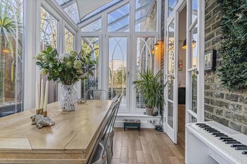 15a Fletching Road, London, SE7 8UH