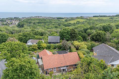 undefined, Battery Hill, Fairlight