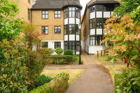 2 bedroom retirement property for sale, Esher Park Avenue, Esher KT10