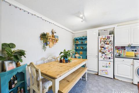 23 Boyce Close, Basingstoke, RG22 4JY