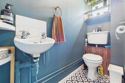 23 Boyce Close, Basingstoke, RG22 4JY