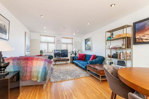 undefined, White Horse Lane, London E1