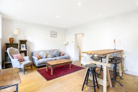 51a Hilldrop Road, London, N7 0JE