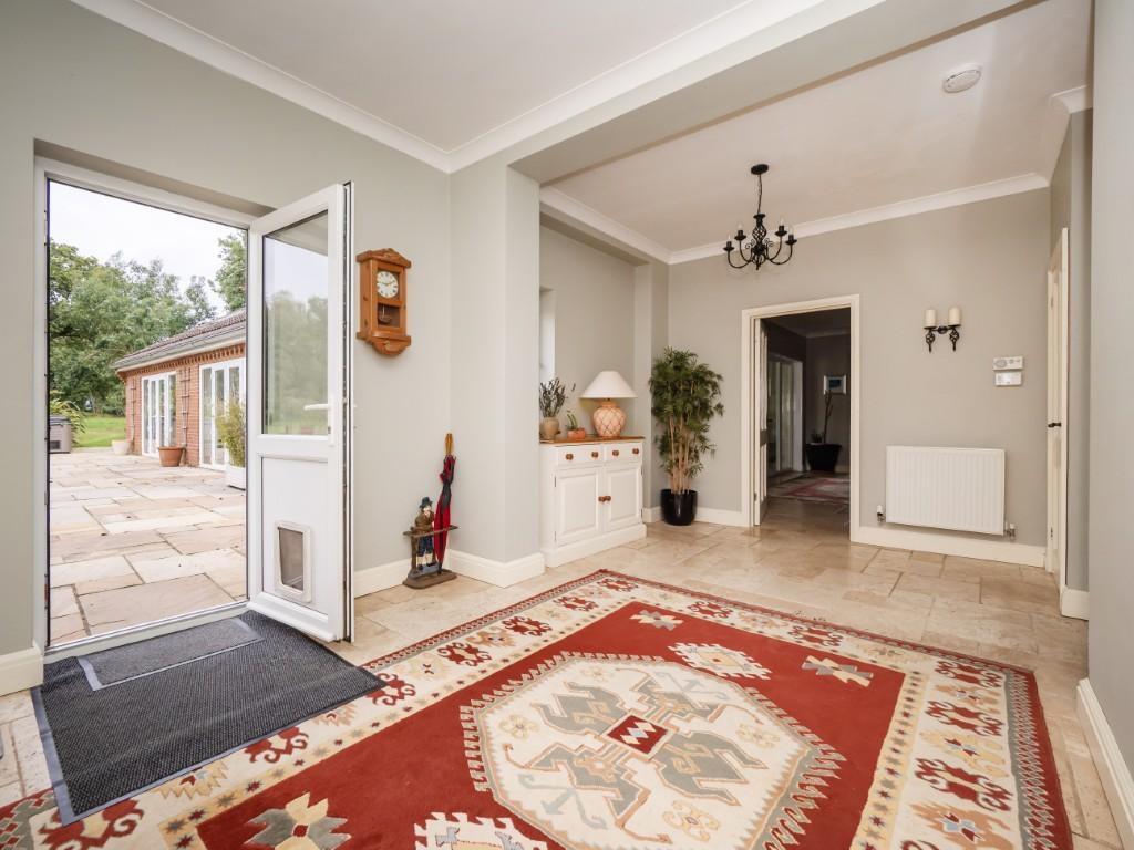 Lorne House-54  Medium  T202505231709.jpg