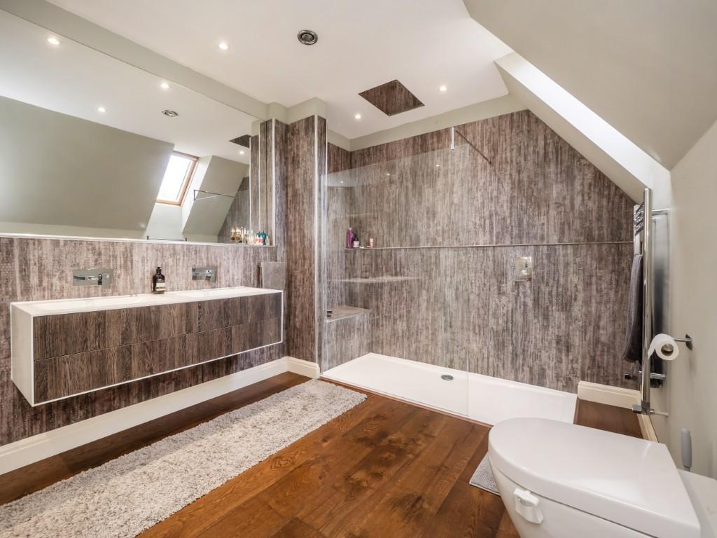 Lorne House-90  Medium  T202505231709.jpg