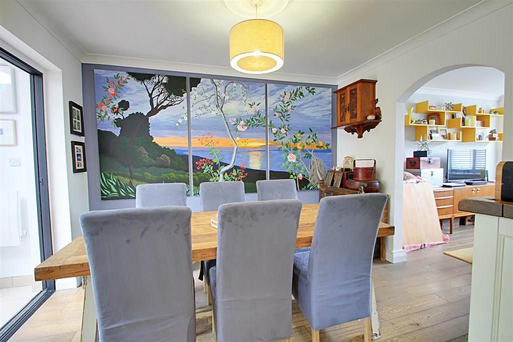 Dining Room 1.jpg