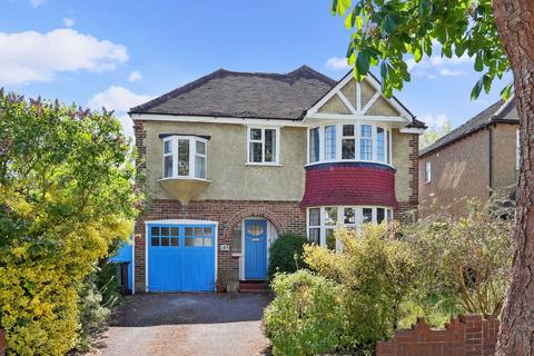Banstead Road South, Sutton, SM2