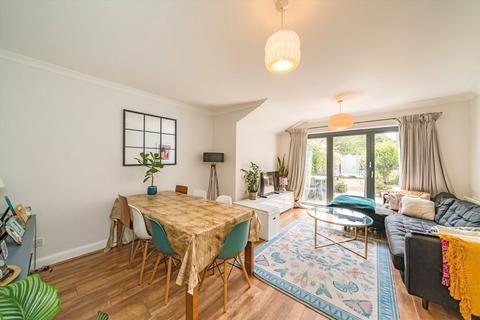 3 bedroom terraced house for sale, Walpole Road, London SW19