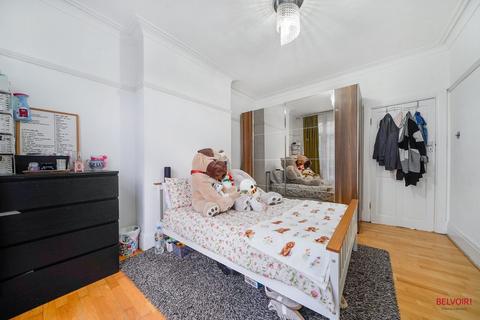 2 bedroom flat for sale, Sevington Road, Hendon, London, NW4