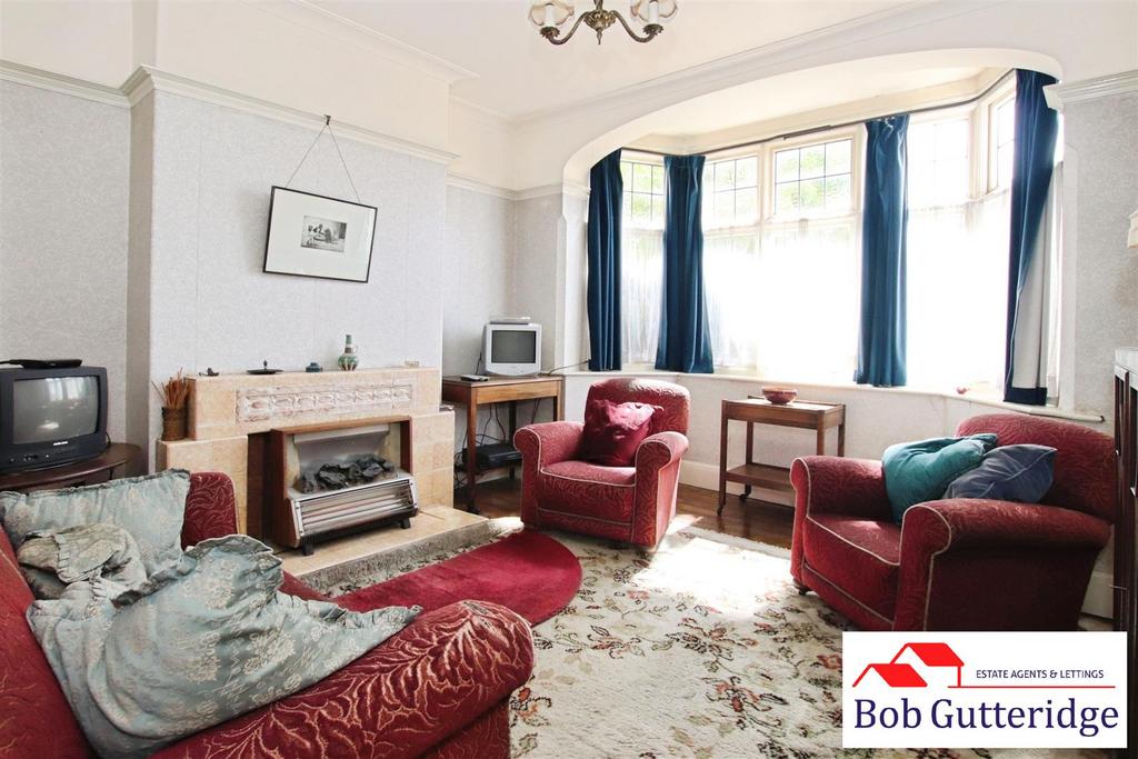 Bay fronted sitting room