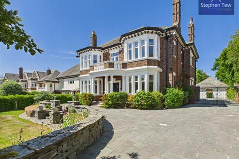 5 bedroom detached house for sale, North Park Drive, Blackpool, FY3