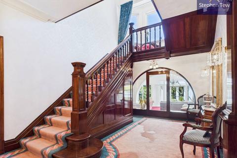5 bedroom detached house for sale, North Park Drive, Blackpool, FY3