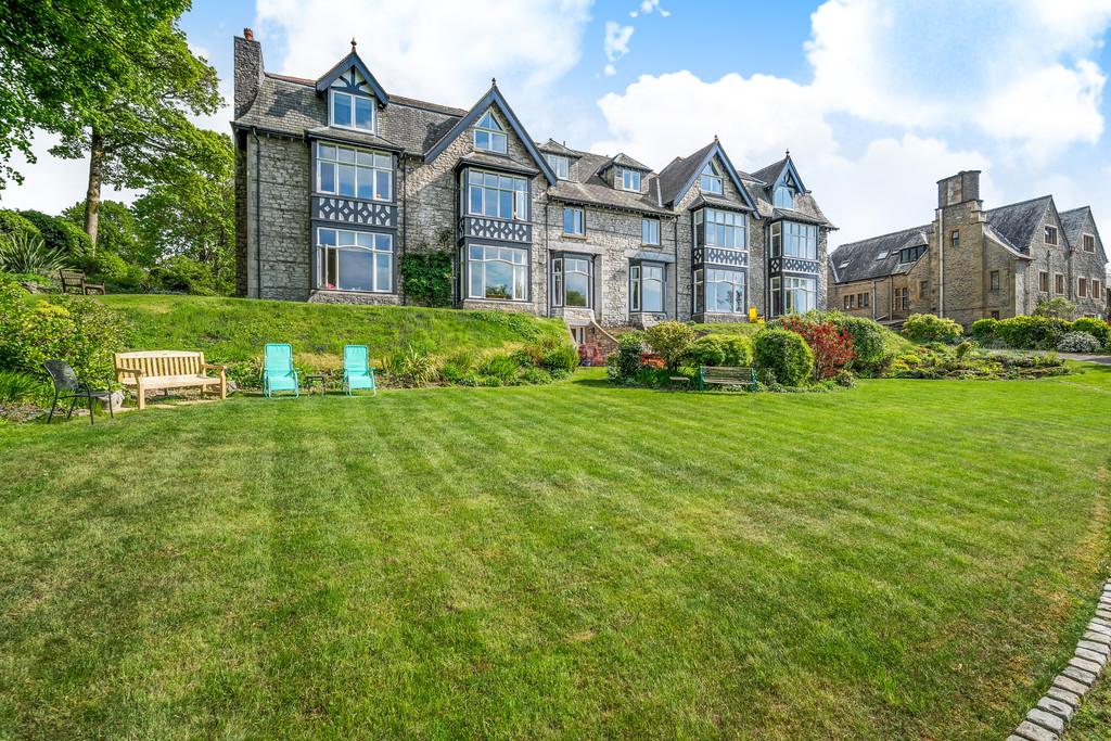 Heathcliffe Court