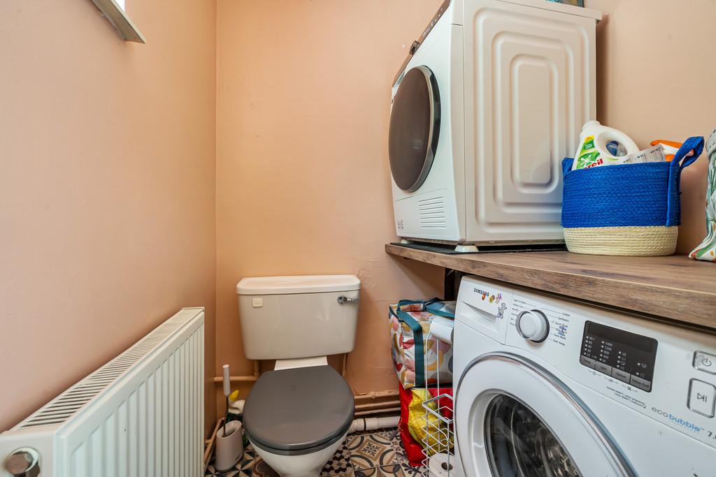 Cloakroom/Utility Room