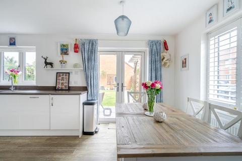 56 Bonners Mead, Benson, Wallingford, OX10 6EU