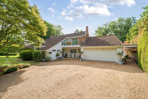 4 bedroom detached house for sale, Lakeside Drive, Stoke Poges, Buckinghamshire, SL2