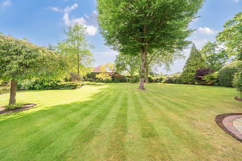 4 bedroom detached house for sale, Lakeside Drive, Stoke Poges, Buckinghamshire, SL2