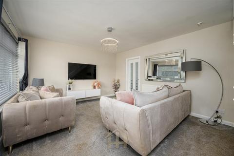17 Brackens Road, Dundee, DD3 9QZ