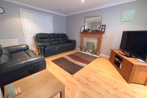 17 Foxfield Way, Northampton, NN4 5BE