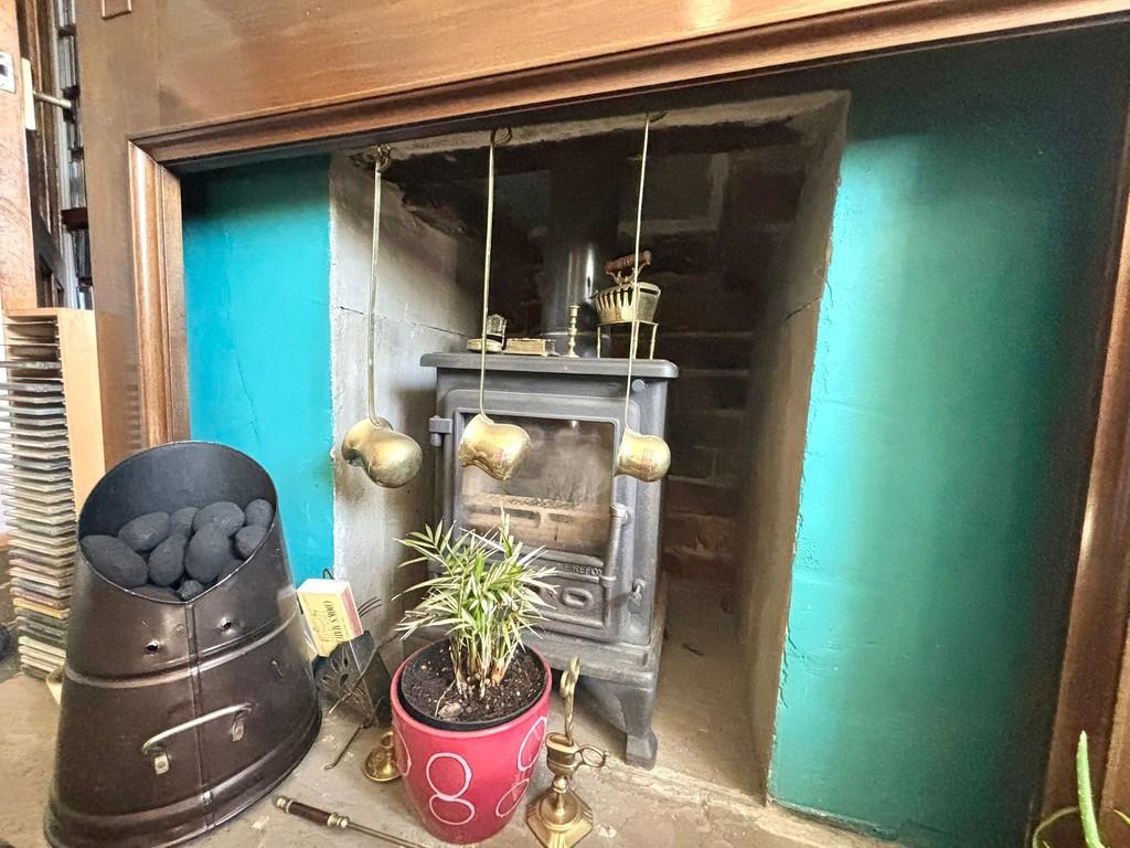 Log burner