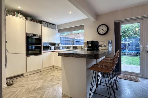 undefined, Shrewley Crescent, Tile Cross, Birmingham