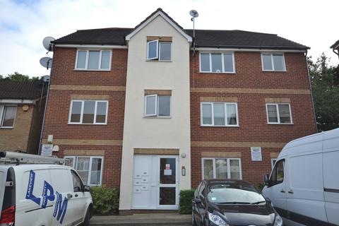 2 bedroom flat for sale, Fenman Gardens, Ilford