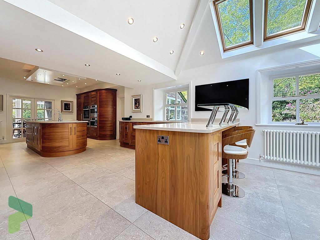 Dining Kitchen Breakfast Island