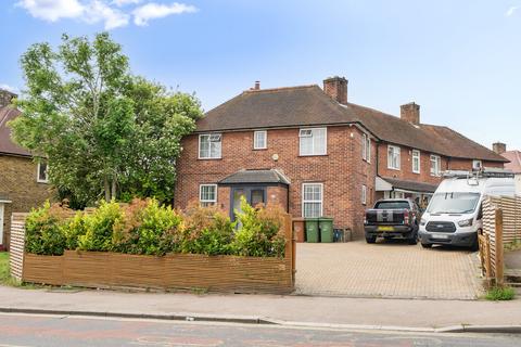 205 Wrythe Lane, Carshalton, SM5 1TZ