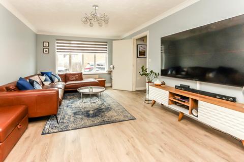4 bedroom detached house for sale, Soane Close, Wellingborough NN8
