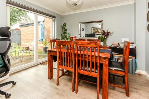 4 bedroom detached house for sale, Soane Close, Wellingborough NN8