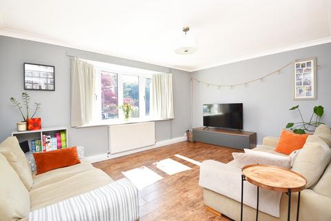 11 Devonshire Way, Harrogate, HG1 4BH