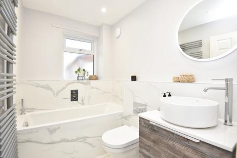 11 Devonshire Way, Harrogate, HG1 4BH