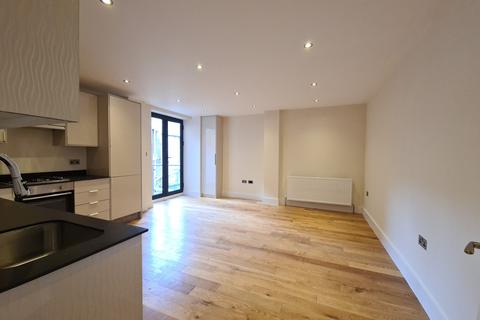 1 bedroom flat to rent, High Street South, Dunstable, LU6