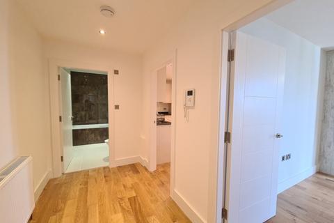 1 bedroom flat to rent, High Street South, Dunstable, LU6