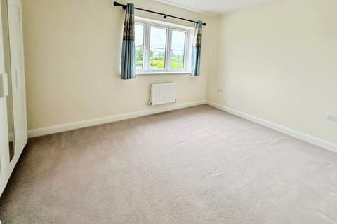 15 Centenary Fields, Bramley, Tadley, RG26 5GU