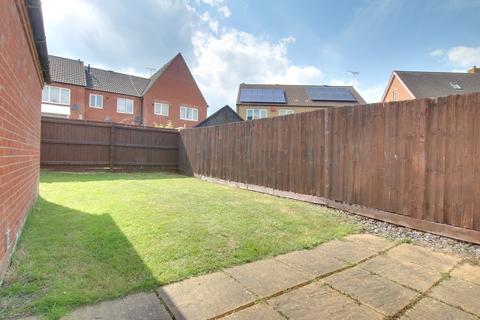 32 Farriers Gate, Chatteris, PE16 6AY