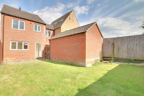 32 Farriers Gate, Chatteris, PE16 6AY