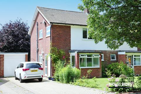 Crown Close, Orpington