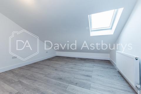 4 bedroom flat to rent, Turnpike Lane, Crouch End, London