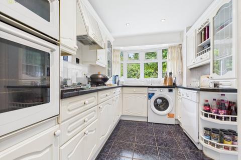 114 Brook Farm Walk, Birmingham, B37 6SE