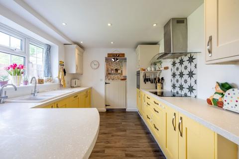 4 bedroom cottage for sale, Weasenham, King's Lynn