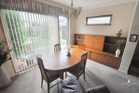 3 bedroom semi-detached bungalow for sale, Lynn View Close, Benfleet
